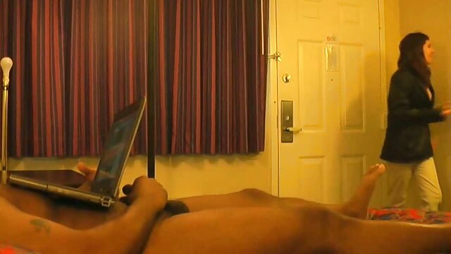 hd :  Novac je dobar razlog da se slobodni porno filmovi cura seksa s lažnim producentom Seksi porno video 