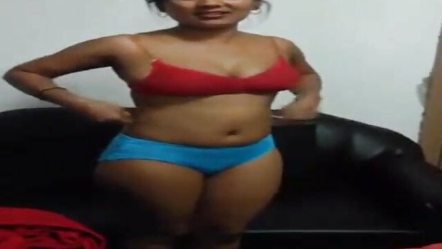 hd :  Žena nije mislila da će dečko dopustiti drugom muškarcu da je pojebe Seksi porno video 