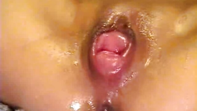 hd :  Plavokosa MILF jako je oduševljena dobivanjem punjenih xxx besplatni filmovi u dupe Seksi porno video 